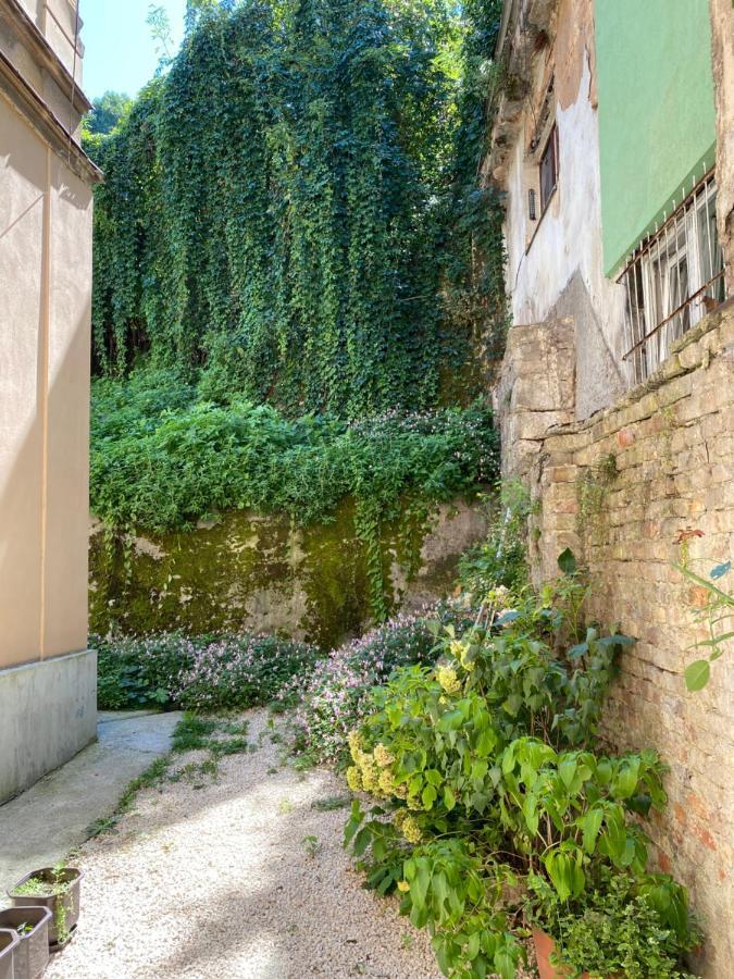 West Studio Apartment Saraybosna Dış mekan fotoğraf